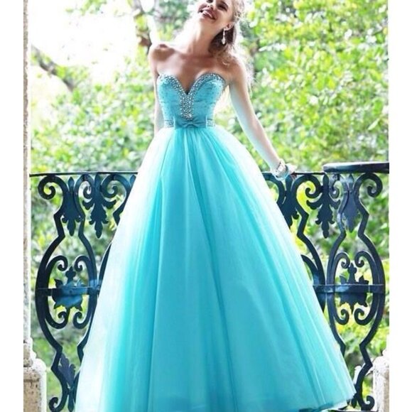 Luxury Designer Couture Evening Wedding Cocktail Runway Party Prom Gown Dress NW - Picture 2 of 16